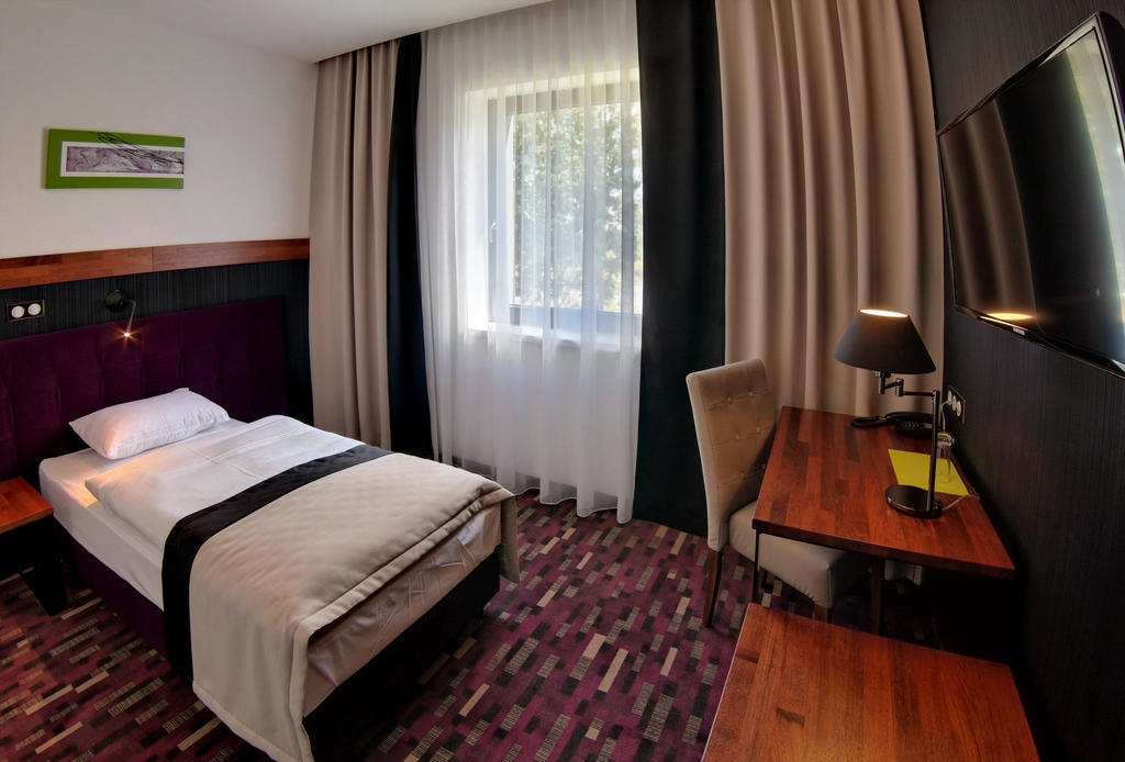 Hotel Modus Łaziska Górne Szoba fotó