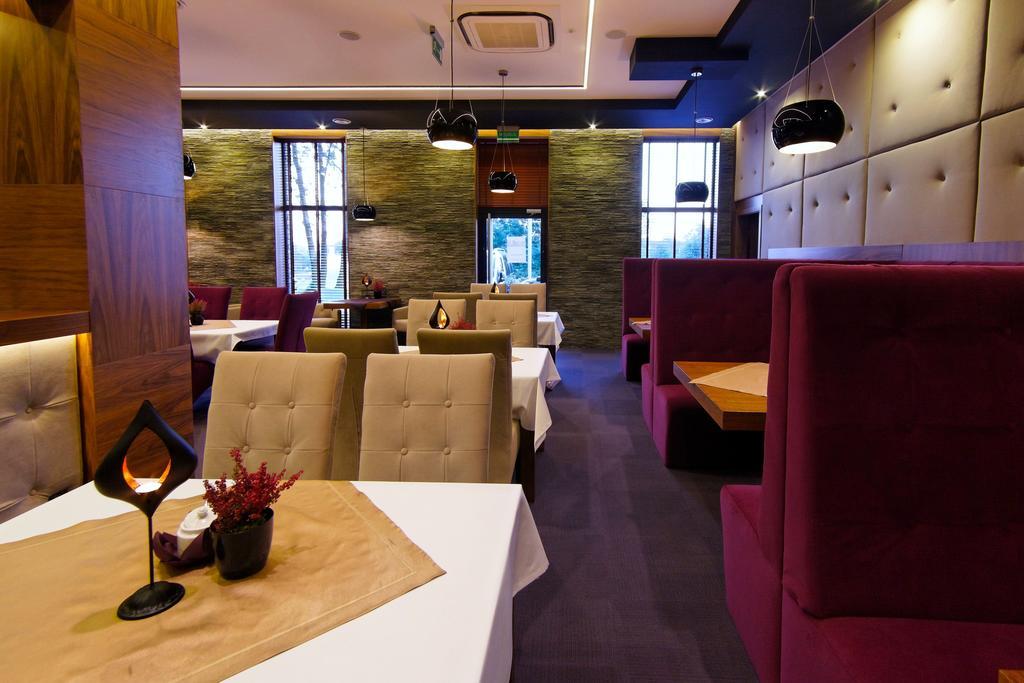 Hotel Modus Łaziska Górne Kültér fotó