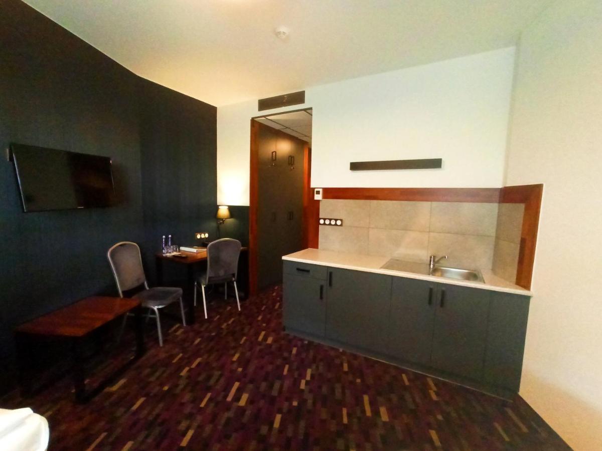 Hotel Modus Łaziska Górne Kültér fotó